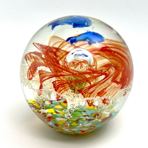 HAND BLOWN UNDERWATER WORLD of GLASS OFFICE PAPERWEIGHT GLASS FOR DESK DECOR - Picture 3 of 12